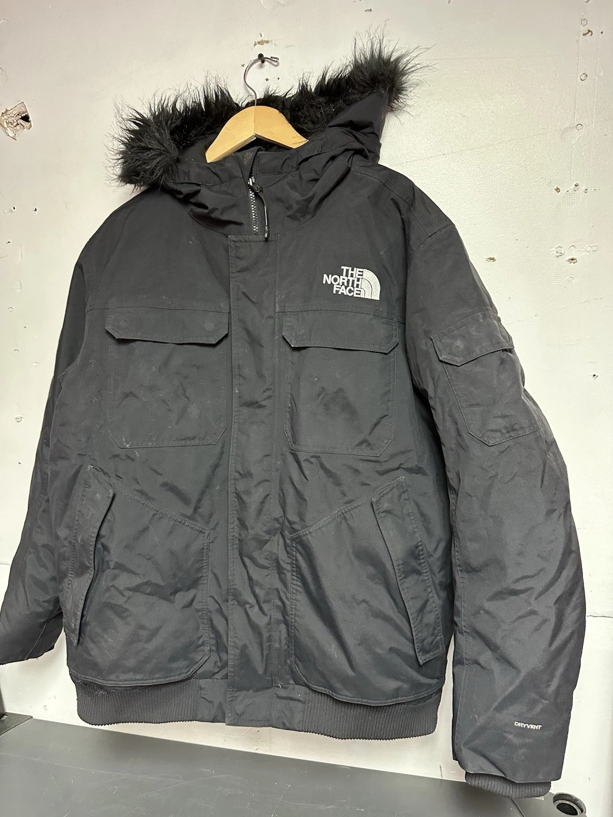 The North Face Mens Gotham III 550-Down Warm Insulated Winter Jacket Black Black