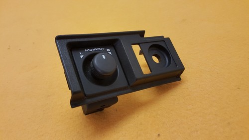 LAND ROVER DISCOVERY I II TD5 L318 HONDA CROSSROAD POWER MIRROR CONTROL SWITCH - Picture 3 of 12