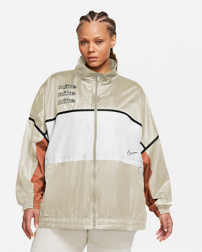 NEW Nike Plus Size Sportswear Women's 