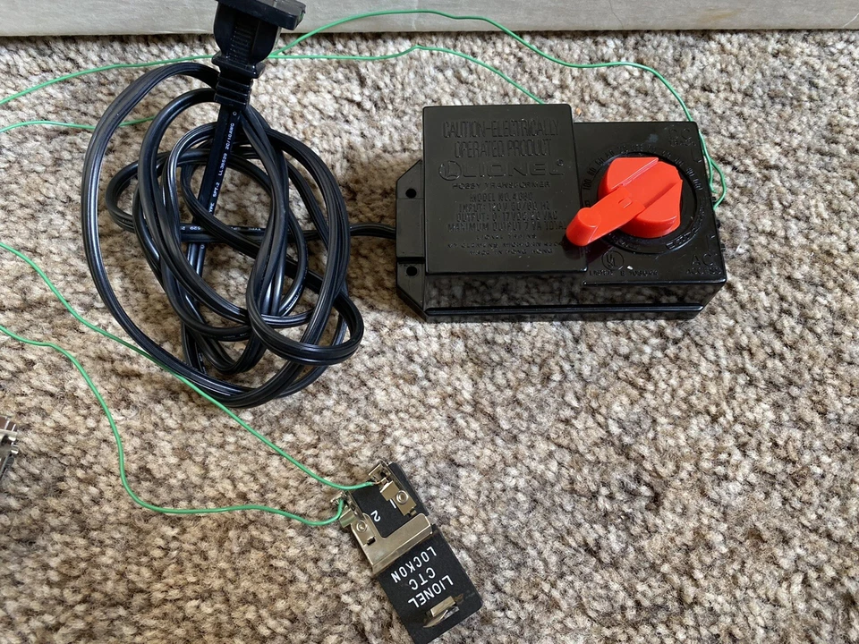 Vintage(1990)Lionel | 6-91687 | Freight Flyer 0/O27 Gauge|#8902 Steam Train Set - Image 2 of 4