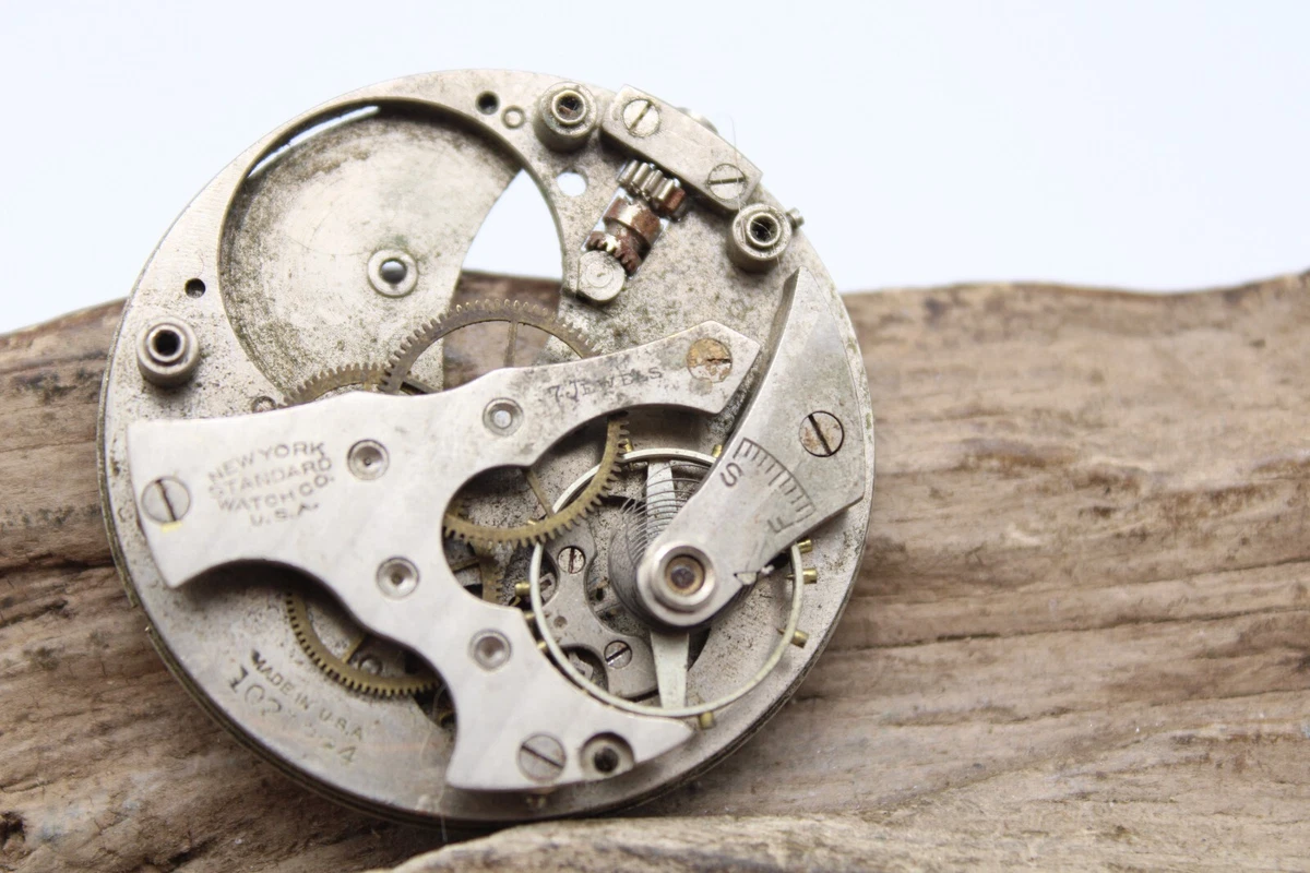 N.Y. STANDARD 1021224 POCKET WATCH 39.1mm FOR SPARES OR REPAIR BT2