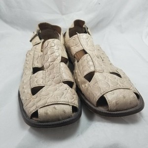 adams sandals