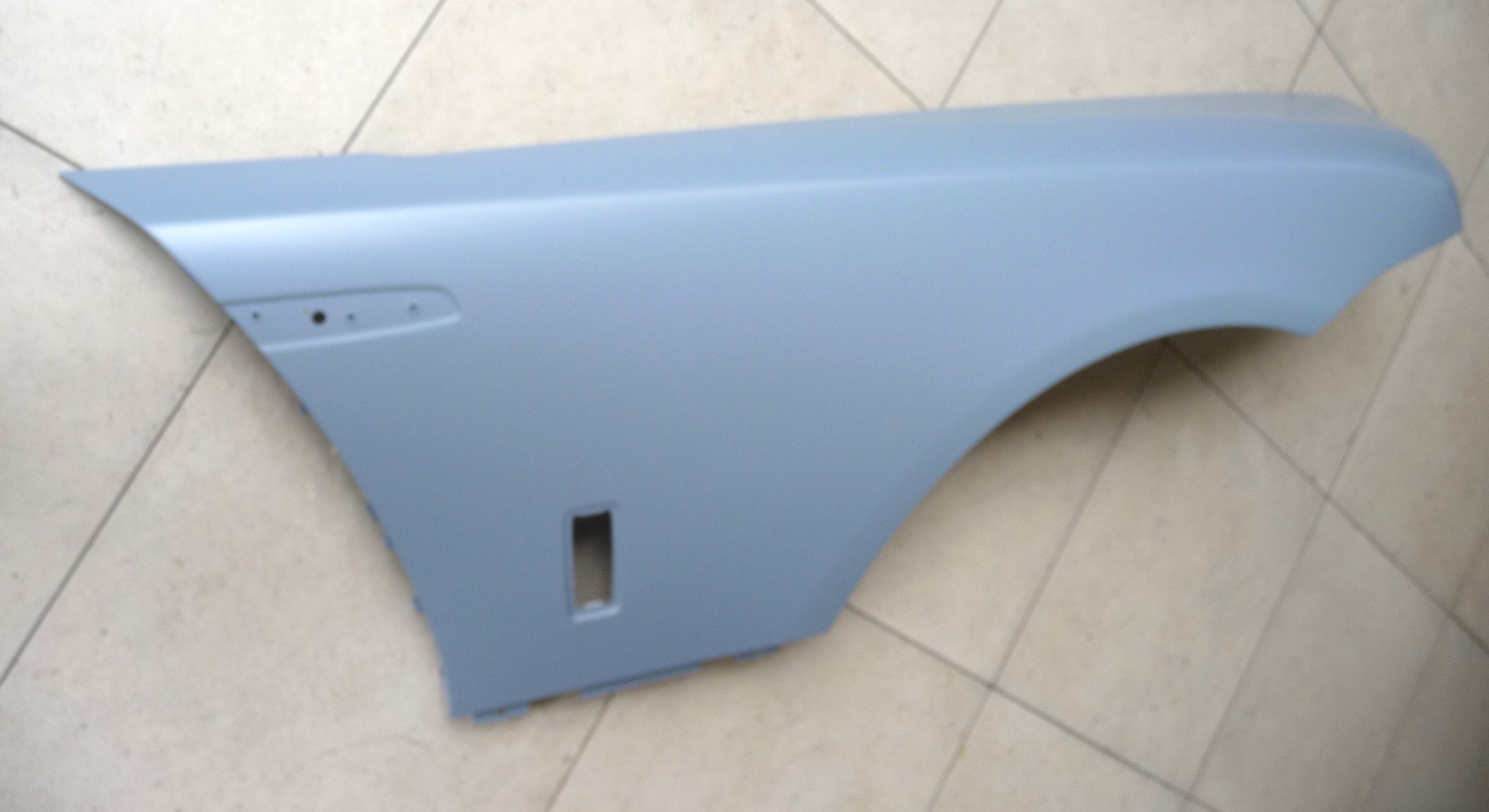 13-18 Rolls Royce Dawn Wraith Right front Fender Wing Panel Cover 41007336470 OE