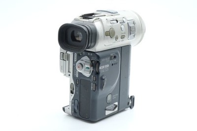 SONY DCR-PC100 Digital Handycam Camcorder miniDV Video Camera