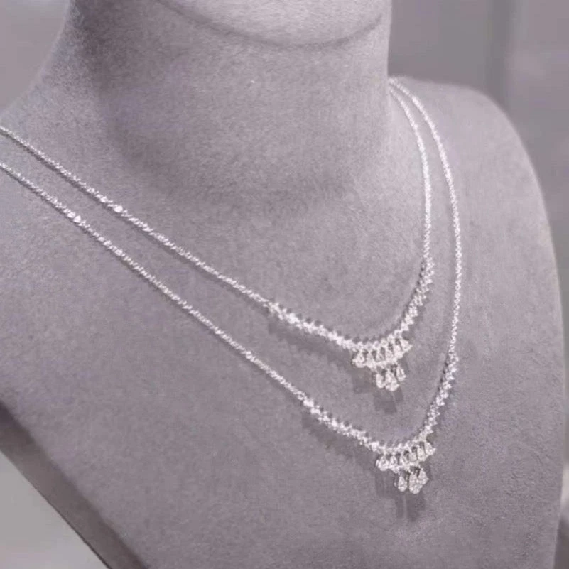 Ожерелье с бахромой из капли дождя круглой и грушевидной огранки покрытие белым золотом 14 карат 3 карата - Изображение 3 из 3