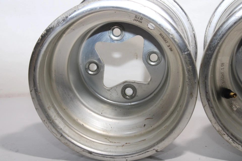 Llantas traseras Suzuki Quadsport Z400 Ltz400 2003-2014 OEM 9x8,0 Foto 2 de 4