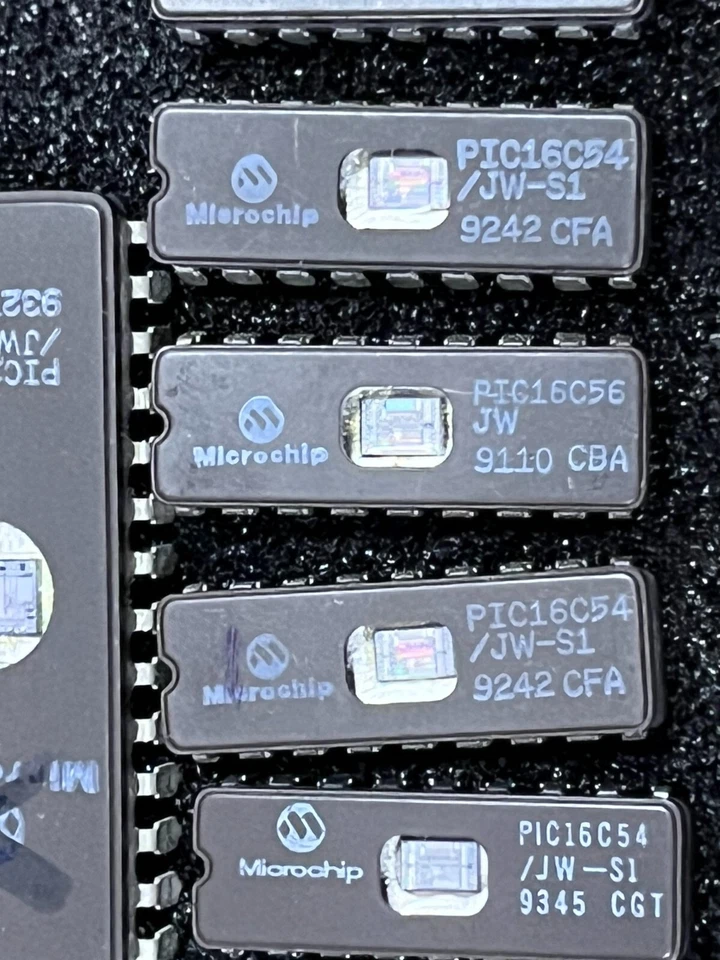 14 ERASABLE PIC PIC16C63/JW PIC16C54/JW PIC16C56/JW PIC16C57JW SEE PHOTOS B14 - Image 3 of 4