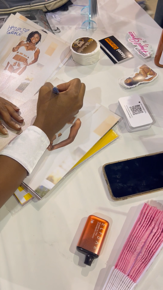 Hazel Grace Super Sexy NUDE Adult Model Signed 11x14 Photo COA Video Proof 5 eBay