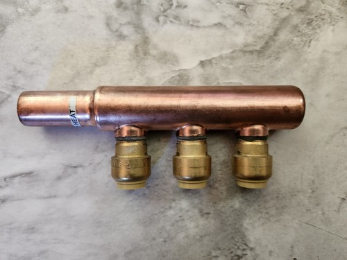 SharkBite 22996 3-Port 1/2" Closed Manifold, 3/4 Inch, Push-to-Connect - Picture 2 of 4