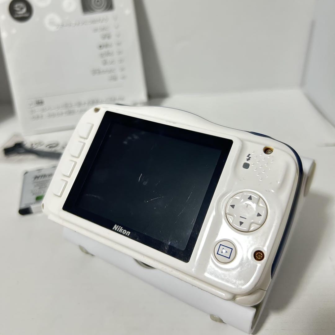 Nikon - Nikon COOLPIX W100 MARIN マリン Nikon COOLPIX W100 Marine 13.2MP Waterproof Shockproof