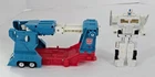 J-56 VINTAGE 1980'S HASBRO G1 TRANSFORMERS ULTRA MAGNUS ACTION FIGURE