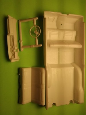 65 1965 Chevelle station wagon 1/25 interior tub bench seat dash steering wheel