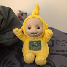 Vintage Teletubbies Yellow Laa-Laa Holograph Belly Plush 7-Inch 2003