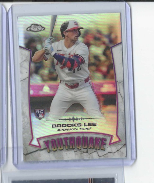 BROOKS LEE 2025 TOPPS CHROME YOUTHQUAKE #YQ-1 RC MINNESOTA TWINS