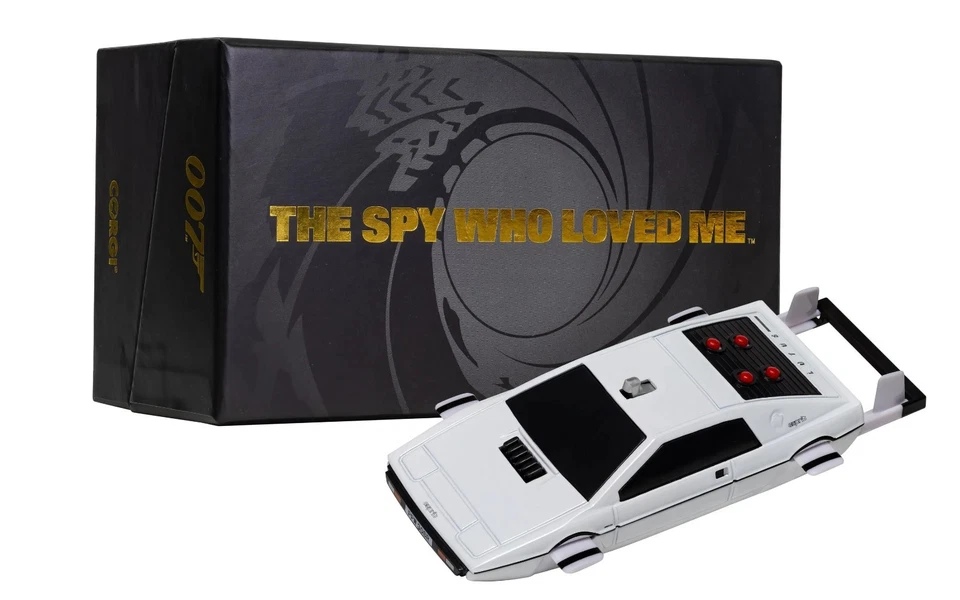 Corgi CC04514 Lotus Esprit S1 Submarine James Bond The Spy Who Loved Me 1/45 - Image 1 of 1