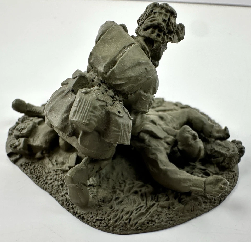 Figura de metal rara Conte Collectibles Segunda Guerra Mundial Medic Saving Lives aerotransportada Segunda Guerra Mundial Foto 4 de 4