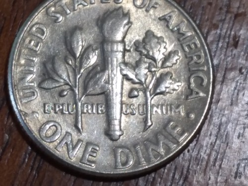 Rare 1966 Roosevelt dime no mint mark with errors really nice coin - Imagen 7 de 10