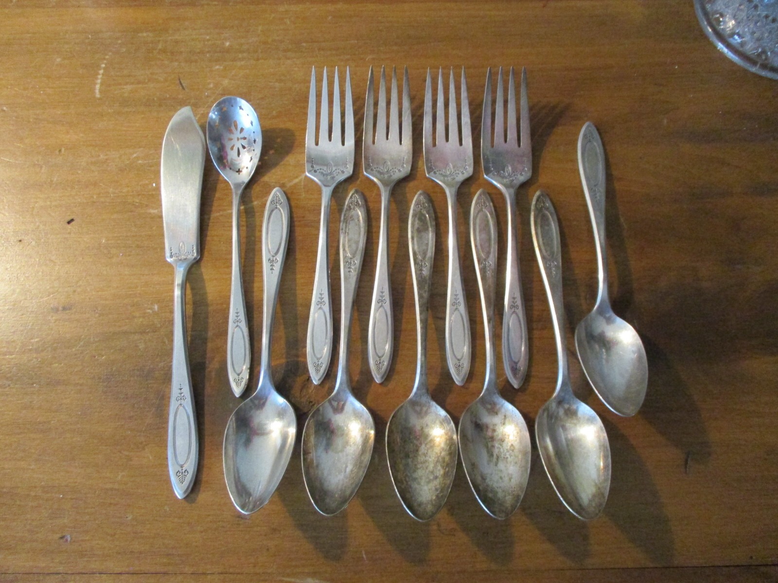 & Butter Knife