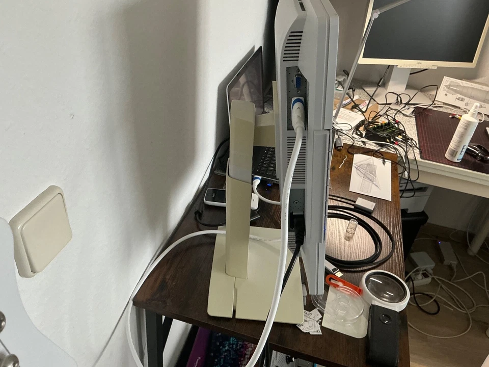 Monitor Fujitsu B19-6 LED 19 Zoll 1280x1024 5ms DVI VGA - Bild 2 von 4