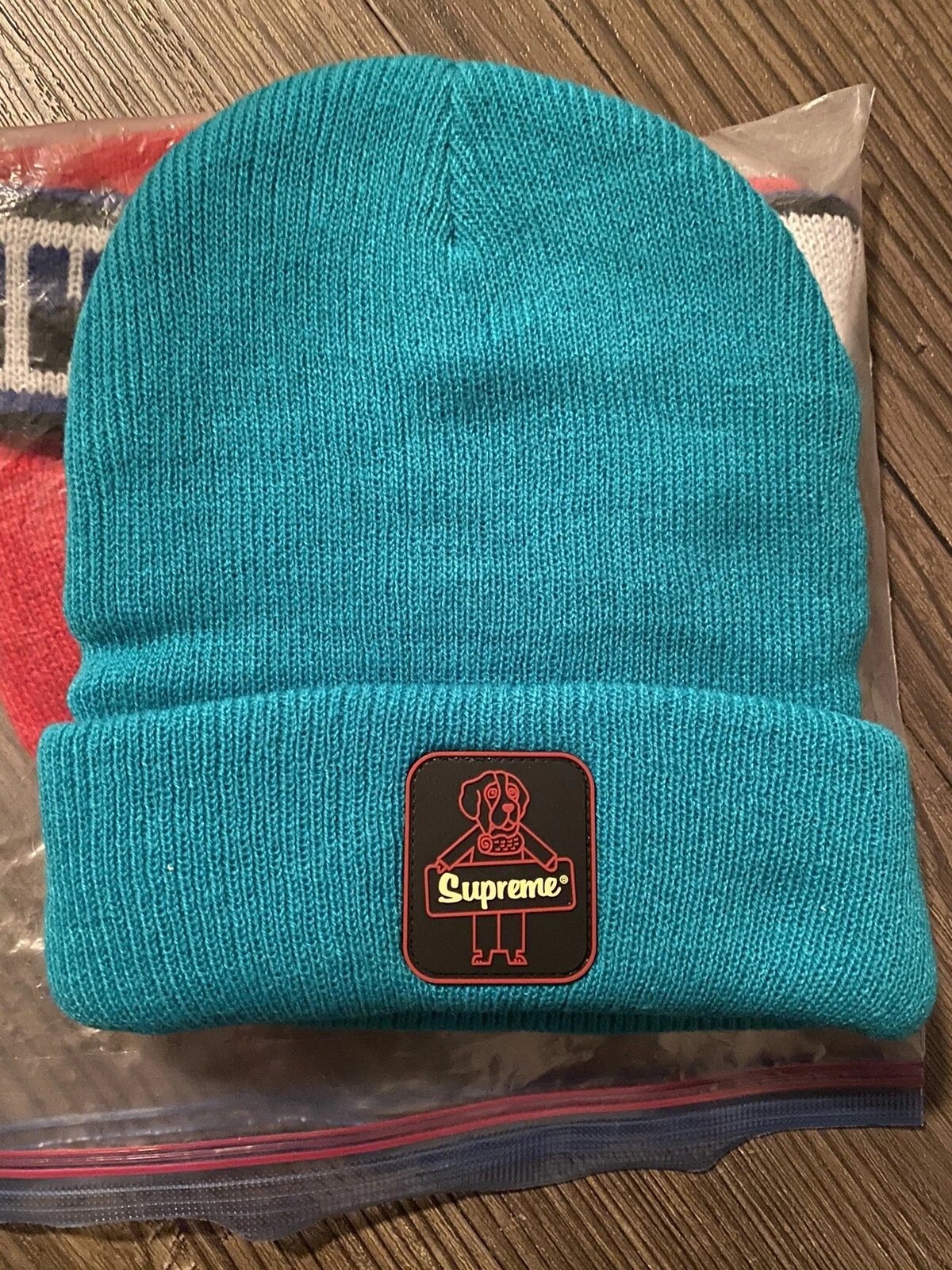 SUPREME/ REFRIGIWEAR BEANIE BRIGHT TEAL