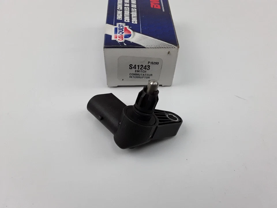 Interruptor de luz de respaldo para Dodge Ram, Ram 2500 3500, Jeep Wrangler Liberty Foto 4 de 4