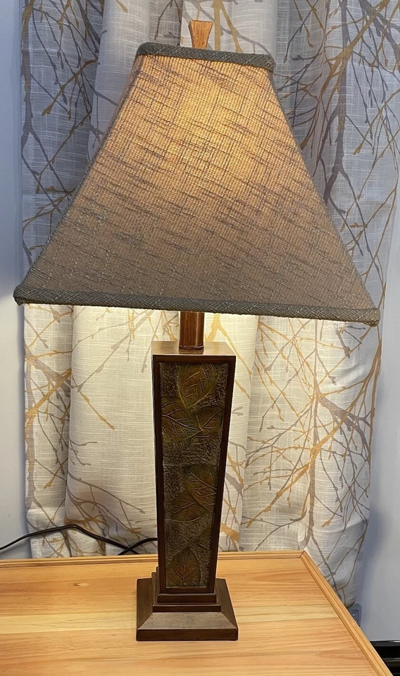 PAR 2 Lámparas de Mesa Ashley Muebles Poliéster con Hoja Caída Madera Pilar, Mid Cen Foto 2 de 4