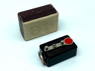 VEB Feinstätewerk Weimar self-timer original GDR in original packaging time trigger timer