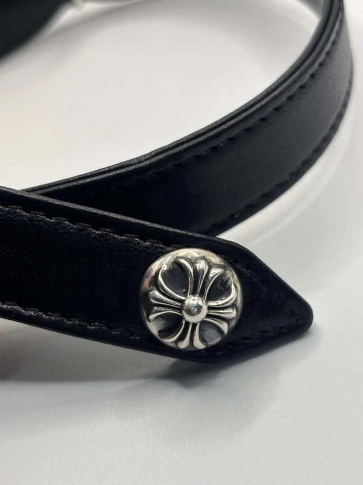 Auténtico collar gargantilla de cuero Phat bebé corazones cromados muy raro Foto 4 de 4