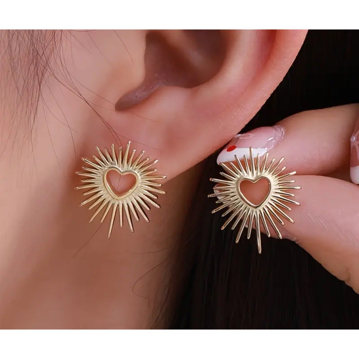 Heart Sunburst Love Explosion Earrings 14k Gold Plated