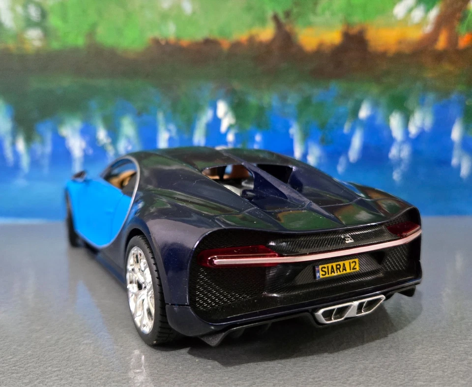 Bugatti Chiron 1:24 Blue Diecast Model – Custom Plates Gift for dad, mom ,uncle - Image 2 of 4