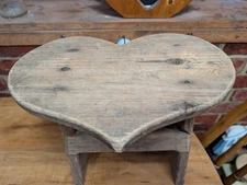 Vth Wooden Heart Seat Small Milking Step Stool Cottage Country Hand Made Farm 