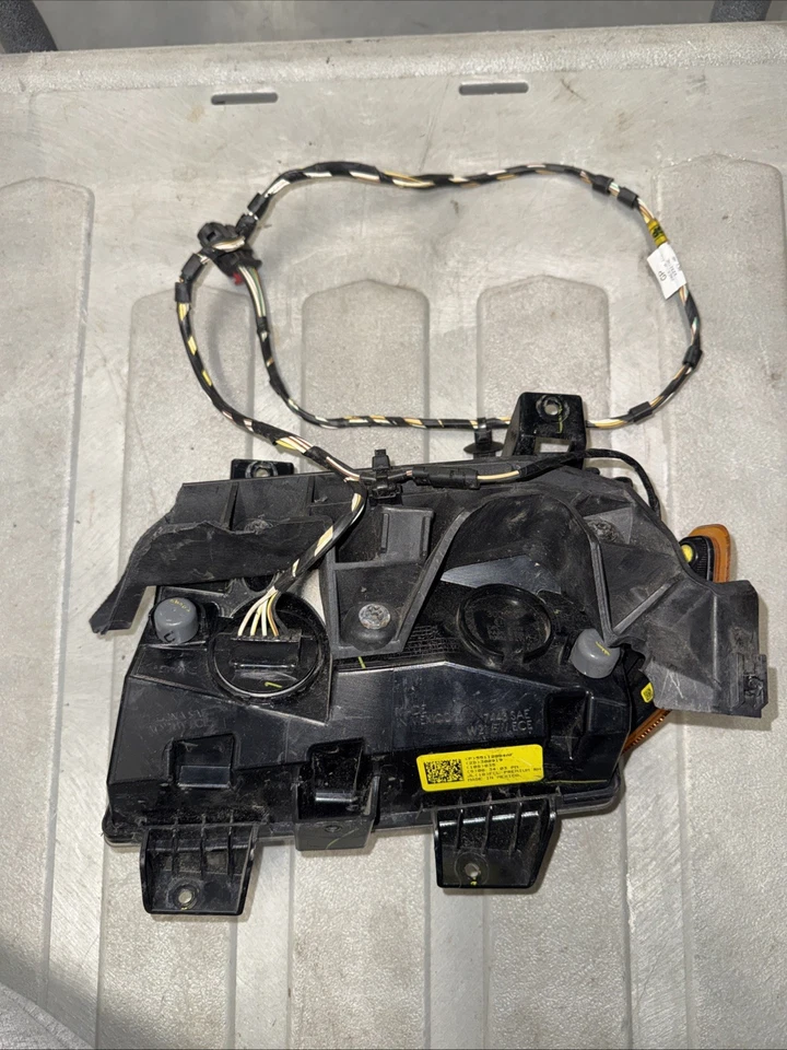 2018-2024 Jeep Wrangler JL dianteiro esquerdo dianteiro LED luz de seta 55112885AF FABRICANTE DE EQUIPAMENTO ORIGINAL - Imagem 4 de 4