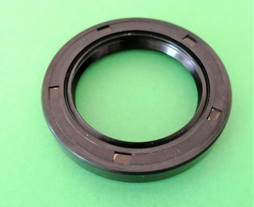  Triumph TR2, TR3, TR3a, TR4 & TR'4a Steuerdeckel zu Kurbelwellendichtring 104662 - Bild 1 von 2