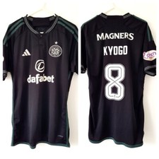 Maglia da trasferta Celtic 3° KYOGO 2023. Medium. Adidas originali. Calcio nero per adulti