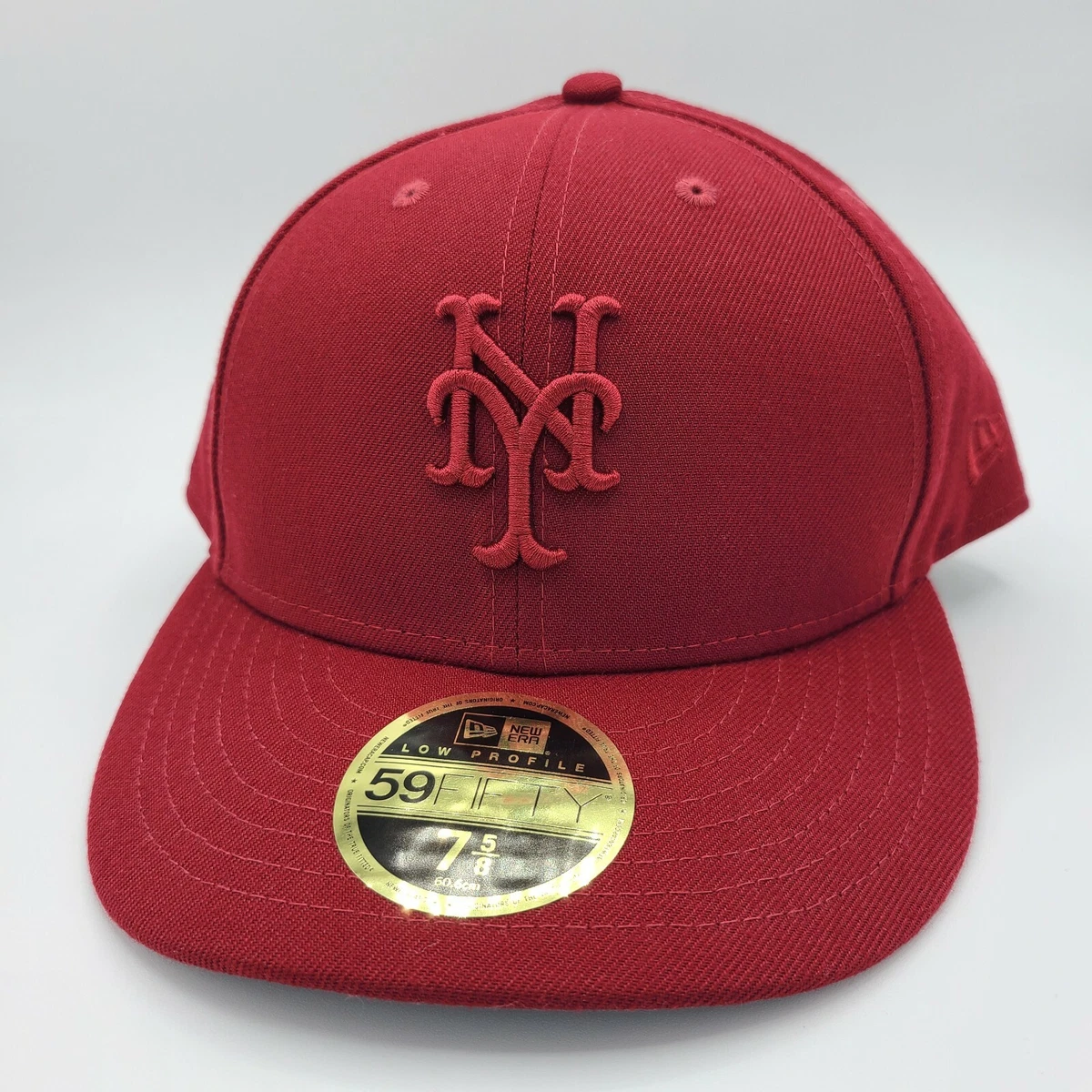 red mets hat