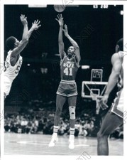 1987 Utah Jazz Basketball Forward Thurl Bailey Press Photo