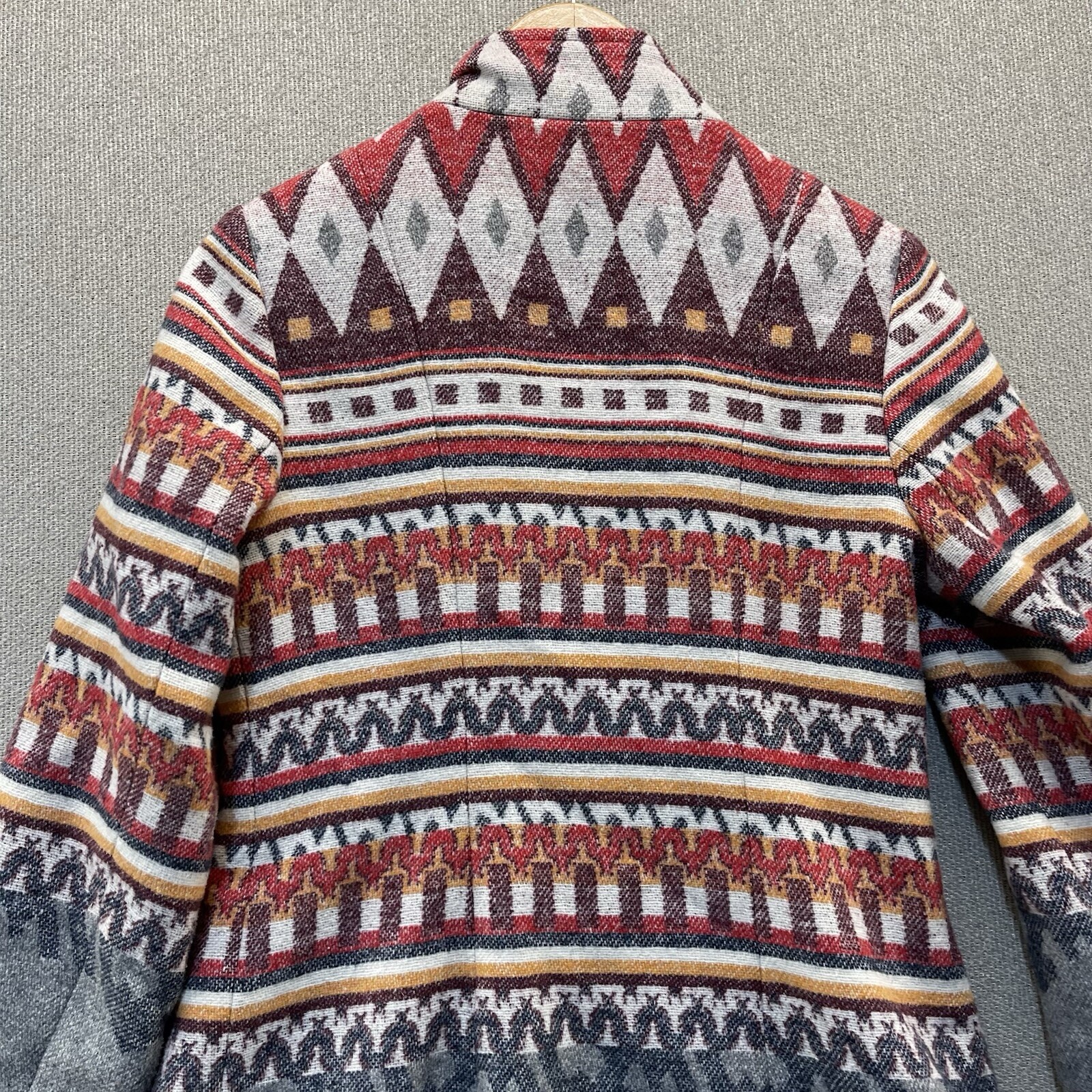 Young Threads Coat Womens Medium Southwest Aztec Tribal Pattern Full ...