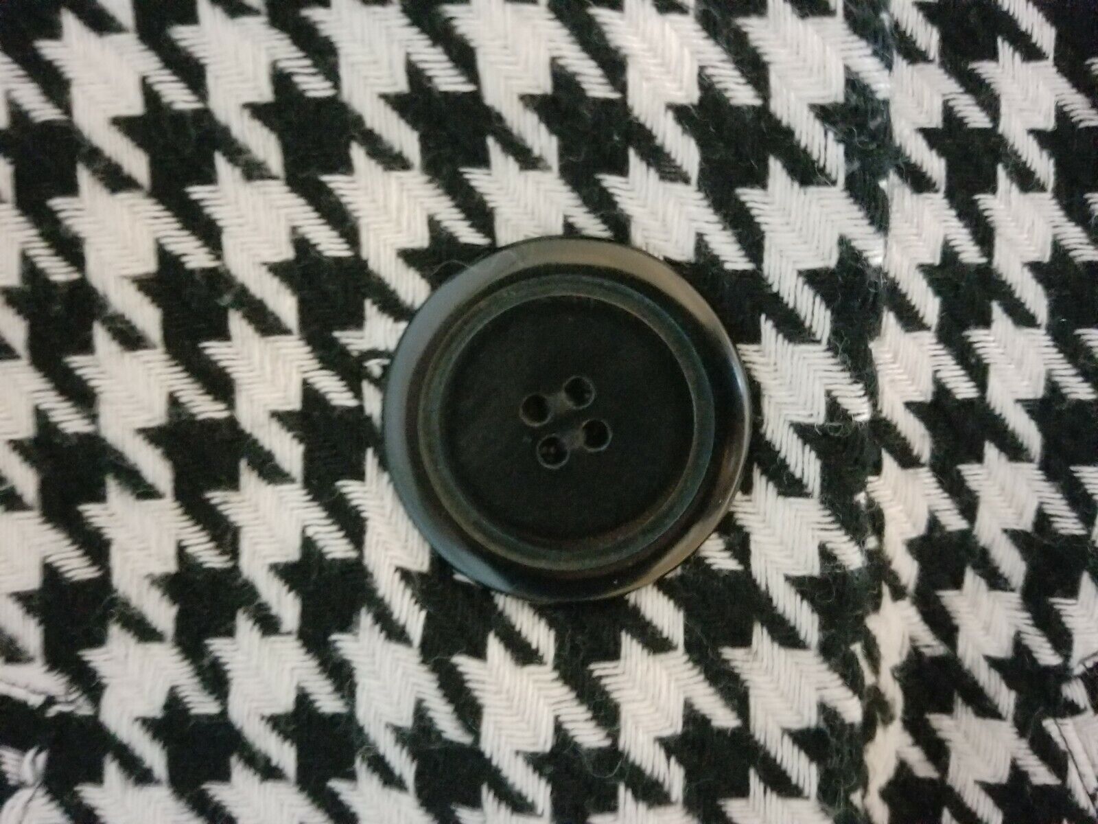 Picture 4 of 12