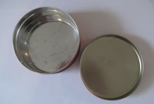 Round Red Tin Trinket Holder 6 in diameter - Picture 4 of 5