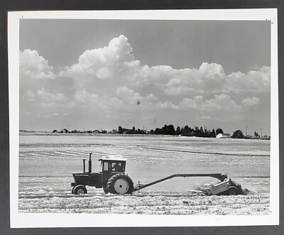 1980s Adams County CO John Deere Tractor Farming Agriculture Vintage Press Photo