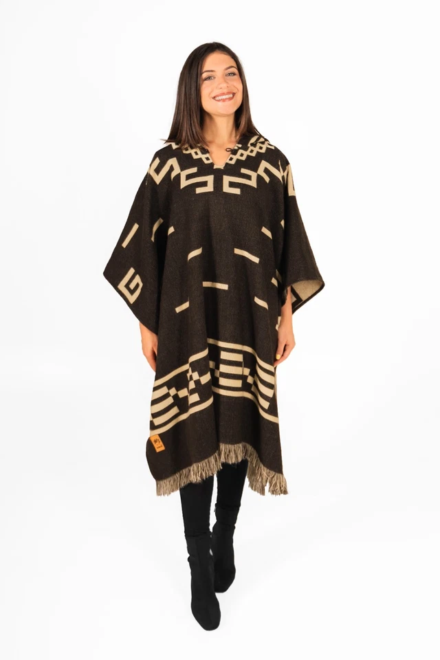 Poncho de lana de alpaca - Poncho de diseño ancestral - Poncho con capucha - Eastwood limpio Foto 3 de 4