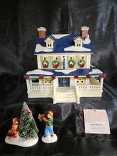 Dept. 56 The Original Snow Village "Snowy Pines Inn" #56.54934 READ