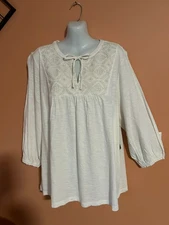 NWT Style&co Shittake Floral 3/4 Sleeve Top with Keyhole Tied Neckline   Plus 2X