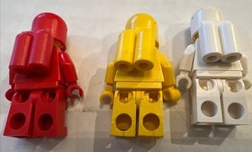 LEGO Classic Space 483 Alpha-1 Rocket Base w/ 3 Minifigures & Instructions