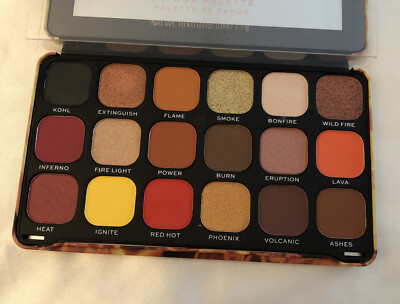 Makeup Revolution Forever Flawless Fire 18 Pan Eyeshadow Palette 19.8g NIB
