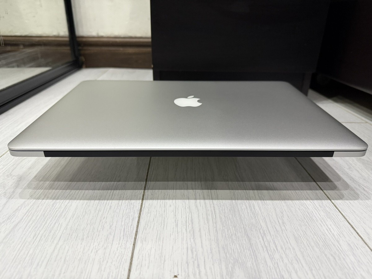 Apple MacBook Pro Retina 15.4