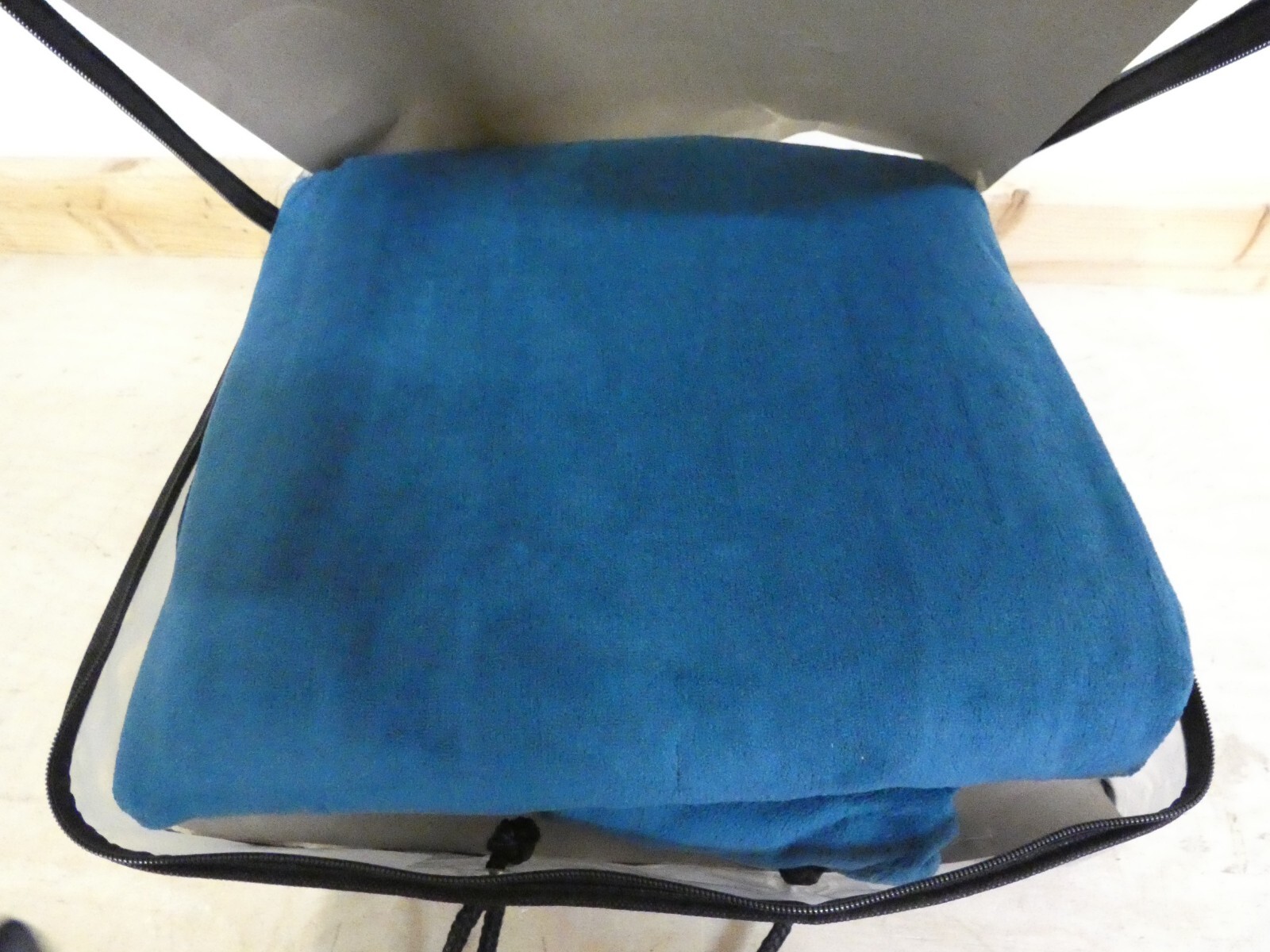 Dreamland Intelliheat Luxury Heated Warming Throw Teal Large 120cm x