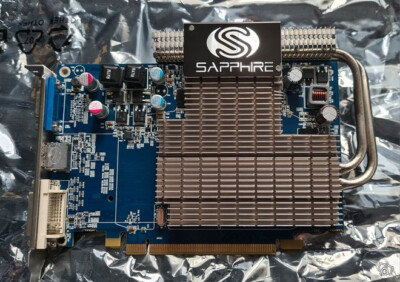 Sapphire Technology ATI Radeon HD 4670 (100255HDMI) 512MB GDDR3 SDRAM PCI...