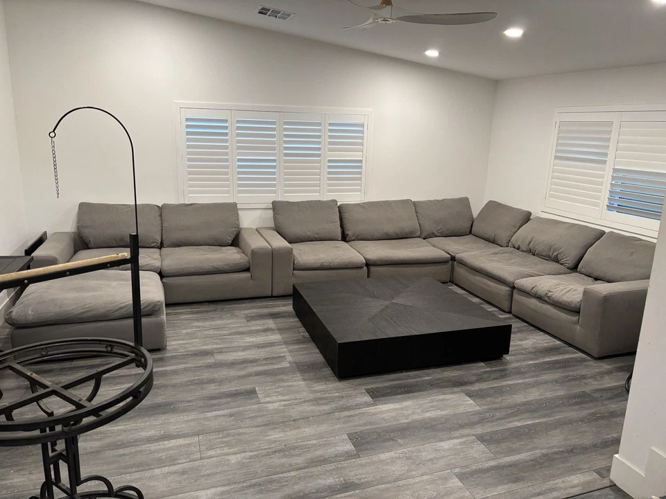 Mesa de centro cuadrada Machinto de restauración herrajes roble negro/bronce ¡PUEDE ENTREGAR! Foto 2 de 4