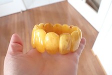 Vintage Natural Baltic Amber Egg Yolk Stretch Bracelet 41 Grams Large Size